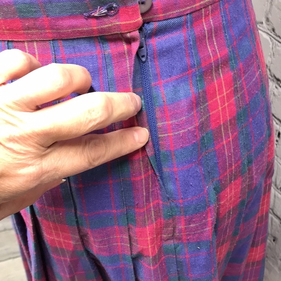 Vintage Pendleton plaid skirt - Picture 5 of 6